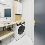 Mazarin Apartment- Private Parking Apartment