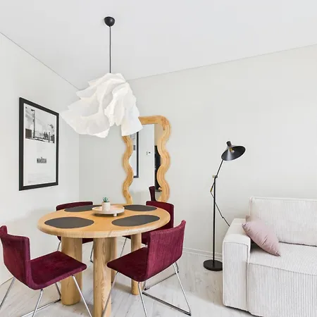 Mazarin Apartment- Private Parking 아파트